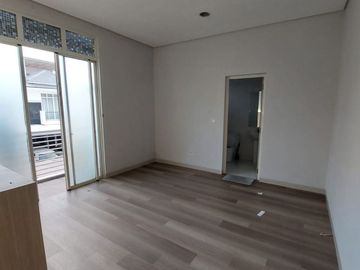 DISEWA RUMAH GREENLAKE AMERIKA MURAH