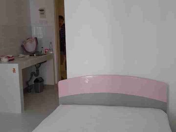 DISEWAKAN APARTEMENT TOKYO RIVERSIDE TYPE STUDIO SEMI FURNISHED