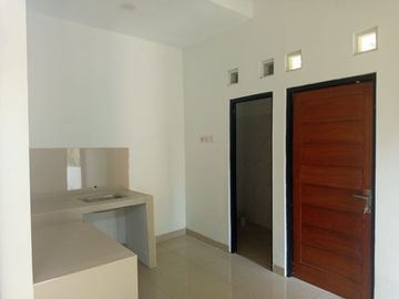 Rumah Siap Huni Sisa 2 Unit Hanya 3 Menit ke Cokelat Monggo