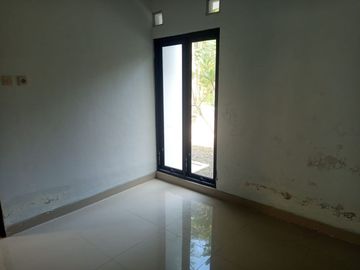 Rumah Siap Huni Sisa 2 Unit Hanya 3 Menit ke Cokelat Monggo