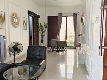 DIJUAL Apartemen Bassura City Lt 32 Full Furnished Lokasi sangat strategis dekat area perkantoran, dekat dengan Mall.