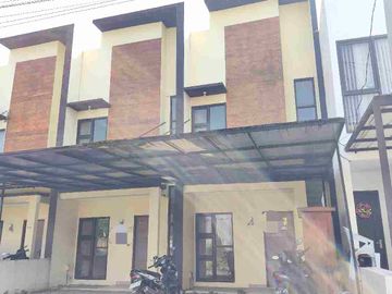 rumah 2 lantai minimalis harga 660jt di Panyileukan residen Bandung
