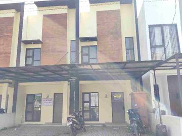 rumah 2 lantai minimalis harga 660jt di Panyileukan residen Bandung
