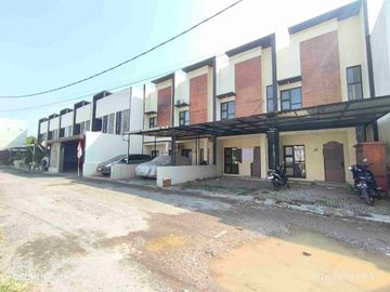 rumah 2 lantai minimalis harga 660jt di Panyileukan residen Bandung