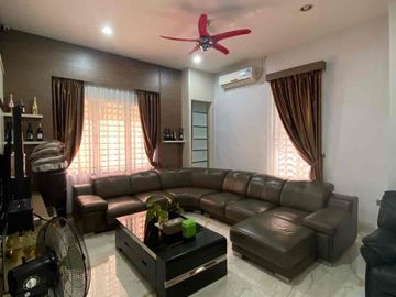 Dijual Rumah Kezia Residence Full Furnished Posisi Hook