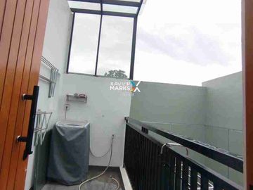 Dijual Rumah Baru 1,5Lantai Semi Furnish Di Daerah Letjen S Parman Kota Malang