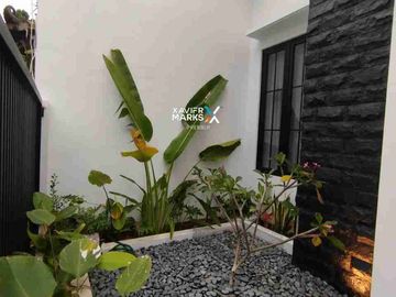 Dijual Rumah Baru 1,5Lantai Semi Furnish Di Daerah Letjen S Parman Kota Malang