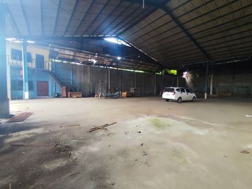 Kawasan Industri Marunda: Lahan Besar 9.215 m² dengan Bangunan Komersial Lengkap