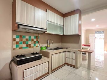 Dijual Cepat Rumah Sudah Renoved 2lt Furnished Siap Huni Sektor 7c Gading Serpong