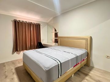 Dijual Cepat Rumah Sudah Renoved 2lt Furnished Siap Huni Sektor 7c Gading Serpong