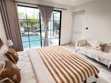 Modern Villa 3 Kamar Tidur di Batu Bolong, Canggu – Private Pool | Freehold