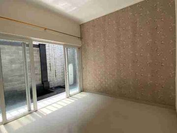 rumah seperti baru siap huni 
palm mansion pondok kelapa duren sawit