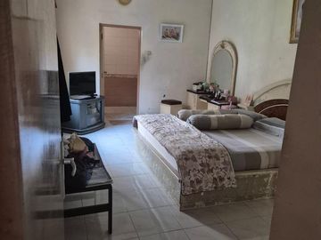 RUMAH LAMA HITUNG TANAH MURAH NIRWANA EKSEKUTIF WONOREJO RUNGKUT SURABAYA TIMUR. DEKAT SEKOLAH IPH, MERR, TOL, BANDARA JUANDA