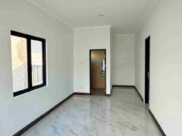 RUMAH MODERN DISEWAKAN DI GRAND CITY BALIKPAPAN