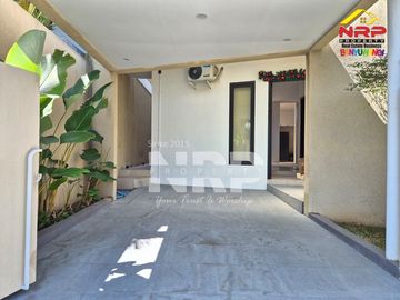 Disewakan Rumah Mewah Cantik Full Furniture di Pusat Kota Banyuwangi