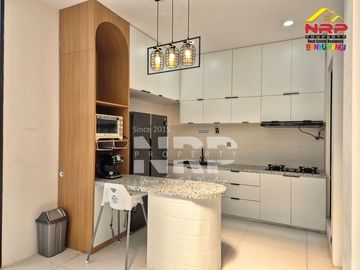 Disewakan Rumah Mewah Cantik Full Furniture di Pusat Kota Banyuwangi