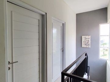 Rumah Furnished 2 Lantai Dekat Kampus ISI Yogyakarta - Hunian Modern di Panggungharjo Sewon.