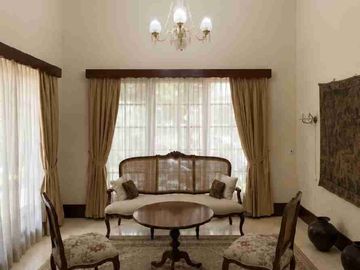 JUAL RUMAH LOKASI PRESTISIUS DI MENTENG JAKARTA PUSAT