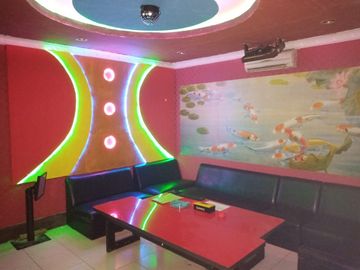 Dijual cepet dan disewakan ruko gandeng kalimalang  Full furnish ex karoke