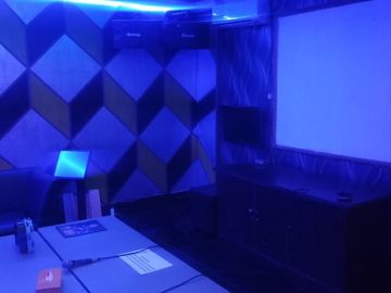 Dijual cepet dan disewakan ruko gandeng kalimalang  Full furnish ex karoke