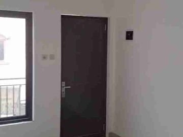 JUAL CEPAT BRAND NEW Teluk Gong Pejagalan Penjaringan Jakarta Utara Rumah 3 Lantai SHM 1,8 M Nego