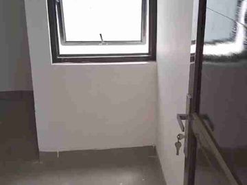 JUAL CEPAT BRAND NEW Teluk Gong Pejagalan Penjaringan Jakarta Utara Rumah 3 Lantai SHM 1,8 M Nego