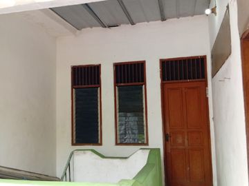 Dijual Rumah Duren Sawit Pinggir Jalan - Lokasi Strategis Bisa Untuk Usaha