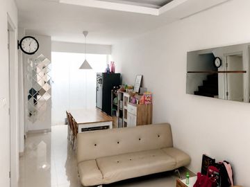 Dijual Rumah Cantik Desain Modern Dengan Lokasi Strategis di Kawasan Pondok Aren Tangsel ND-18809