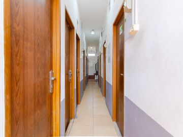 Kost Abdi Capsule Jelambar Residence Siap Huni Dekat Halte TJ Jembatan Satu
