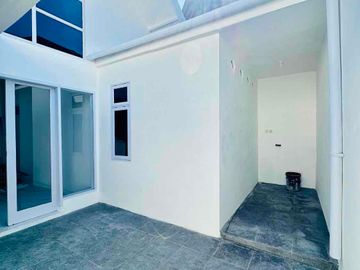 RUMAH SIAP HUNI DALAM KOMPLEK BESAR MEDAN JOHOR