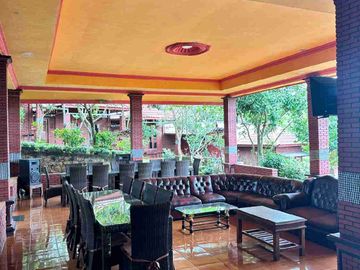 DIJUAL VILLA TRAWAS SIAP HUNI MEWAH FULL FURNISH