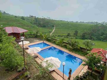 DIJUAL VILLA TRAWAS SIAP HUNI MEWAH FULL FURNISH