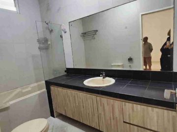 DIJUAL APARTMENT FULLY FURNISHED SKY HOUSE BSD LOKASI STRATEGIS