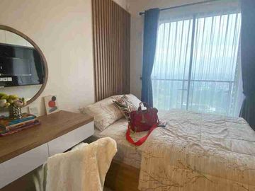 DIJUAL APARTMENT FULLY FURNISHED SKY HOUSE BSD LOKASI STRATEGIS