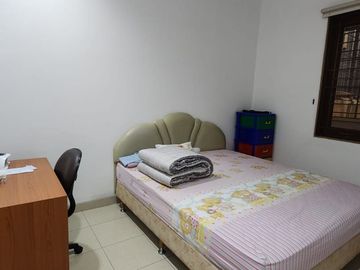 Rumah Full Furnished SHM Lebar 10 Cluster Sapphire PHG (Pondok Hijau Golf)