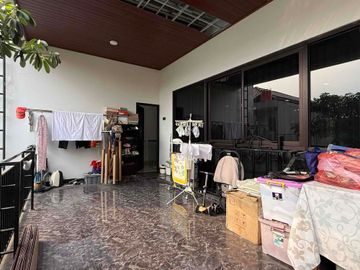 Modern Kontemporer Private Pool Pondok Cabe dekat Tol Pamulang