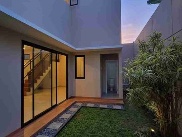 rumah baru dalam komplek siap huni di Jatibening Bekasi