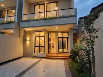 rumah baru dalam komplek siap huni di Jatibening Bekasi