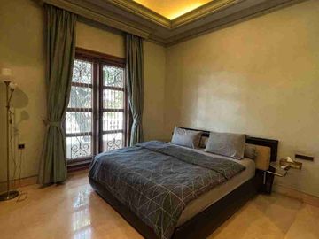 Di Jual Rumah Mewah Desain Eropa clasik siap Huni Di Cempaka Putih Jakarta Pusat