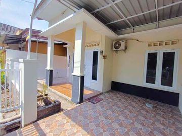 Rumah Bagus Dekat Ke Pintu Tol Colomadu
