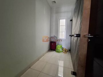 Strategis Akses ke Mall Central Park Jual Rumah 3Lt. Unfurnished di Komplek Bidara Tomang Dekat ke Pintu Tol Dalam Kota, Taman Anggrek & Kampus