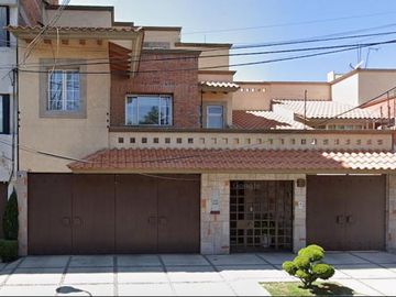 CASA EN COLONIA DEL CARMEN COYOACÁN CDMX!!!!
