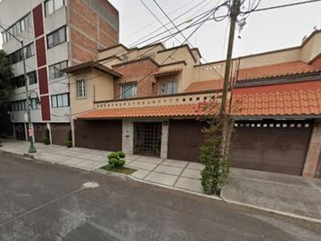 CASA EN COLONIA DEL CARMEN COYOACÁN CDMX!!!!
