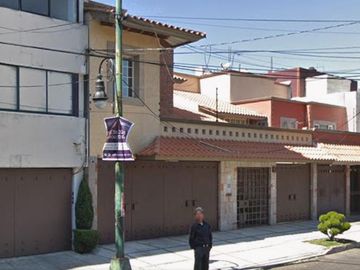 CASA EN COLONIA DEL CARMEN COYOACÁN CDMX!!!!