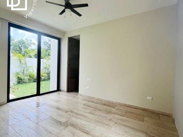 Casa en venta o renta con recamara principal en planta baja en residencial con amenidades premium