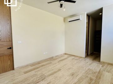 Casa en venta o renta con recamara principal en planta baja en residencial con amenidades premium