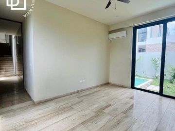 Casa en venta o renta con recamara principal en planta baja en residencial con amenidades premium