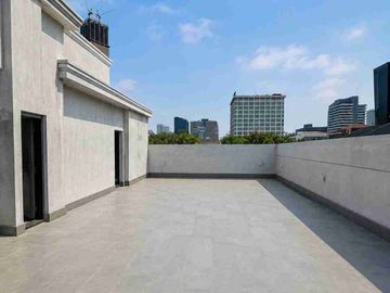 Rumah mewah di prime area di Menteng Jakarta Pusat