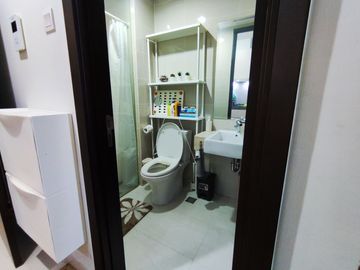 Disewakan Apartemen Puri Mansion Studio 26 m2 Fasilitas Hotel Bintang Empat Harga Termurah