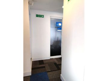 Arriendo de Oficina en Santa Barbara, Bogota